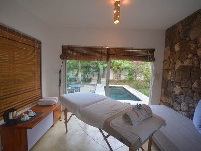 Nativ Lodge Chamber Service De Massage Privee