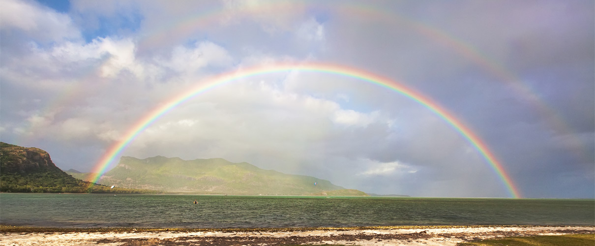 Picture of rainbow in mauritius