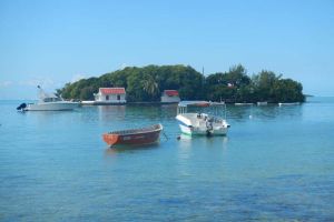 Mouchoir rouge islet other side of mahebourg Mauritius